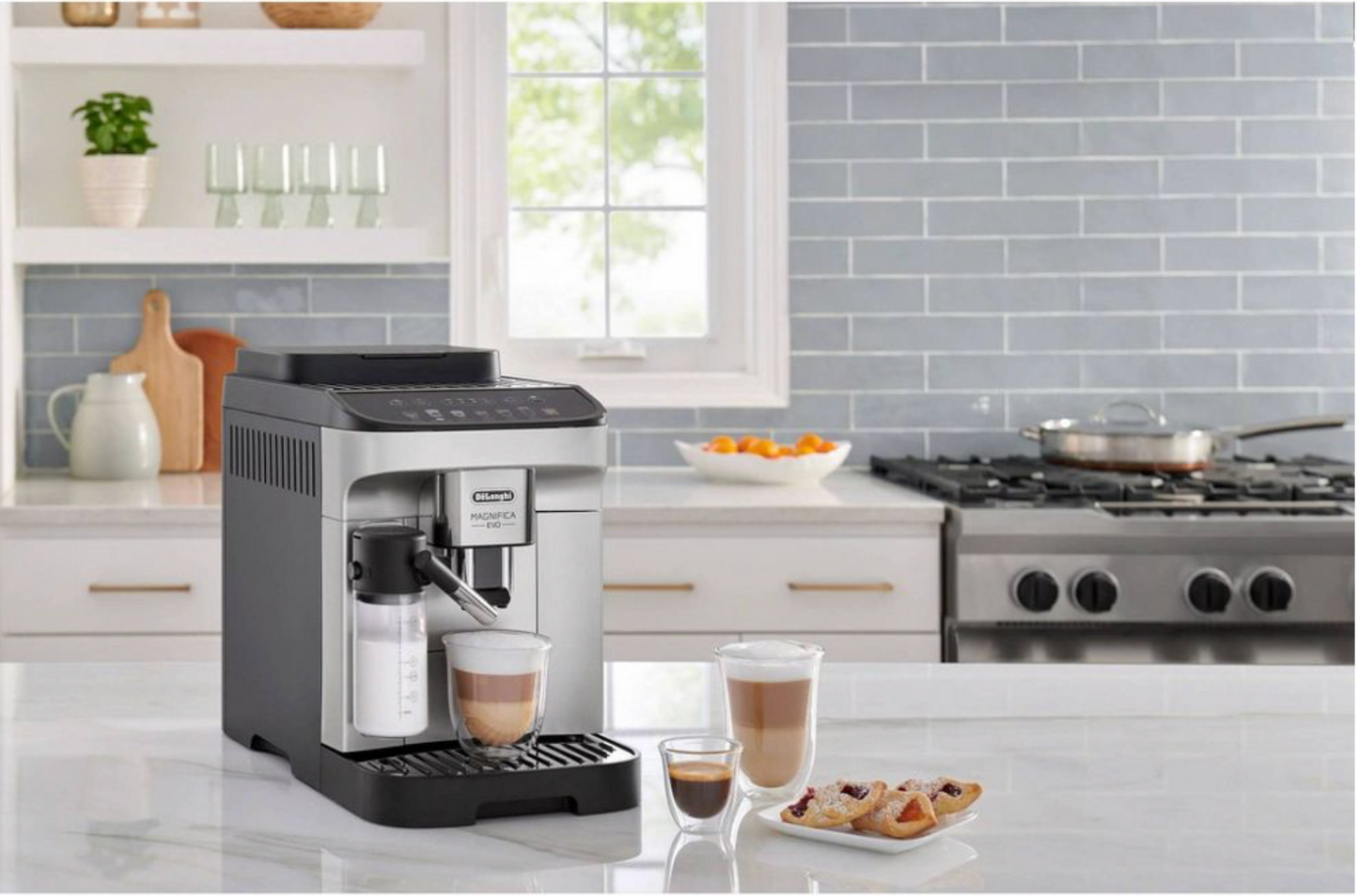 De'Longhi - Magnifica Evo Coffee and Espresso Machine - Silver